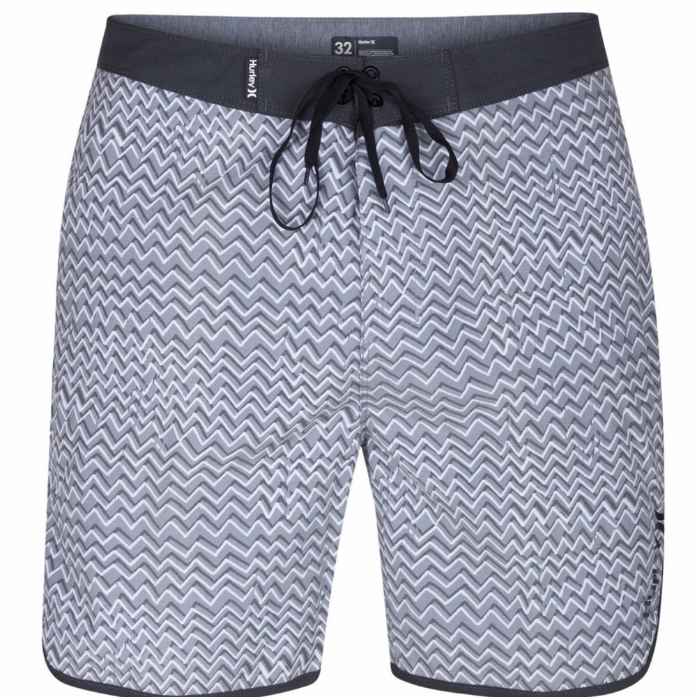 Hurley Men's Black and White Zigzag Board Shorts